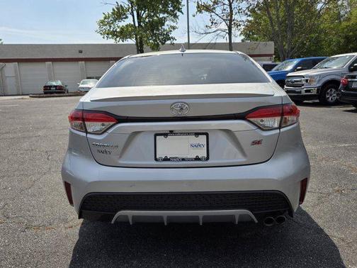 Classic Silver Metallic 2022 Toyota Corolla SE