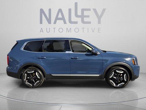 Midnight Lake Blue 2024 Kia Telluride S