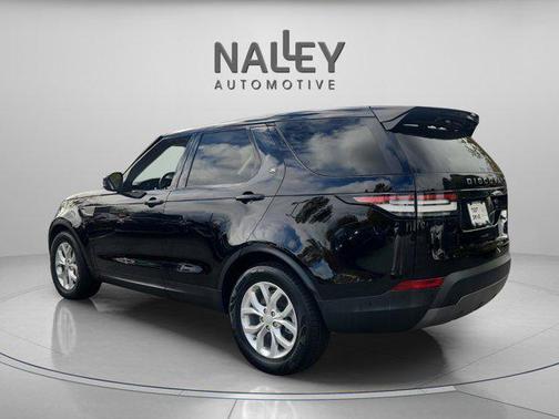 2020 Land Rover Discovery SE