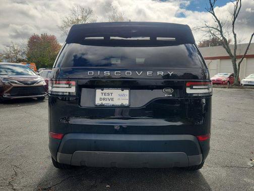 2020 Land Rover Discovery SE