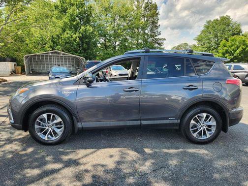 2018 Toyota RAV4 Hybrid LE