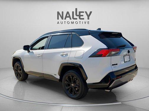 2023 Toyota RAV4 Hybrid SE