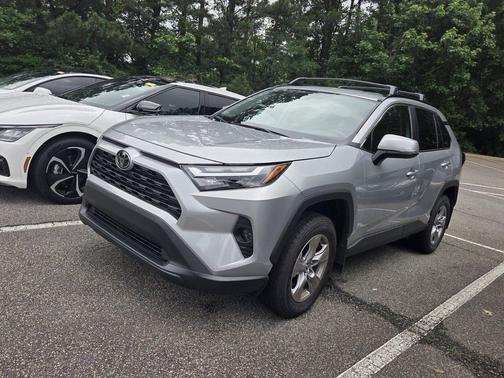 Silver Sky Metallic 2025 Toyota RAV4 XLE