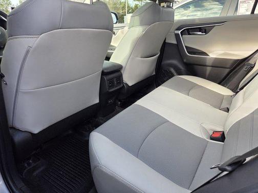 2022 Toyota RAV4 Limited