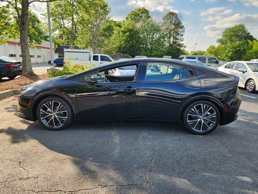 2023 Toyota Prius LE