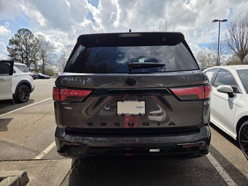 2024 Toyota Sequoia SR5