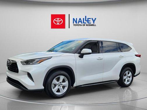 2022 Toyota Highlander L