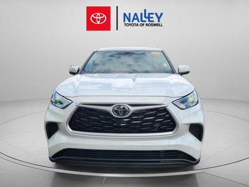 2022 Toyota Highlander L