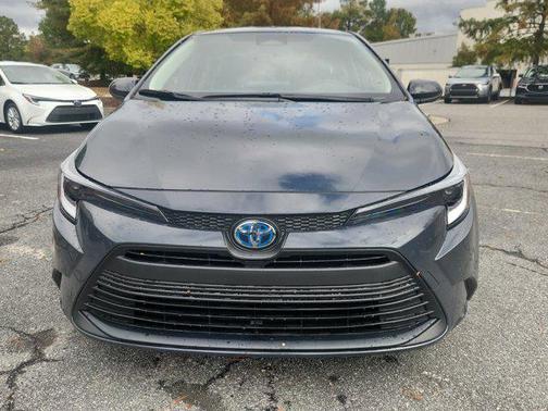 2025 Toyota Corolla Hybrid LE
