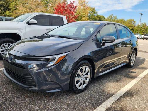 2025 Toyota Corolla Hybrid LE