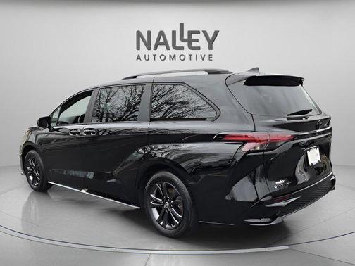 2025 Toyota Sienna XSE 7 Passenger