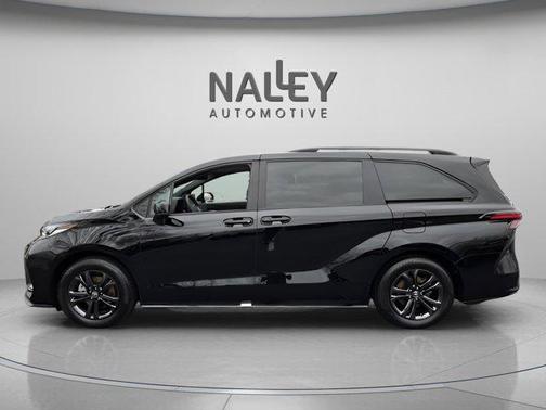 2025 Toyota Sienna XSE 7 Passenger