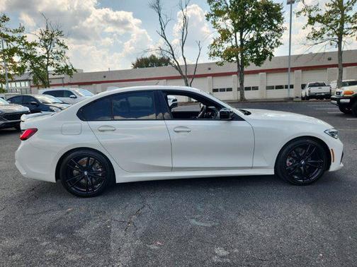 2021 BMW 330 xDrive