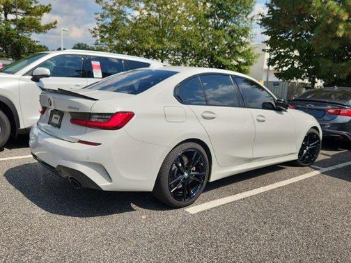 2021 BMW 330 xDrive