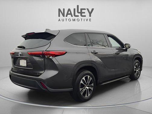 2023 Toyota Highlander Hybrid XLE