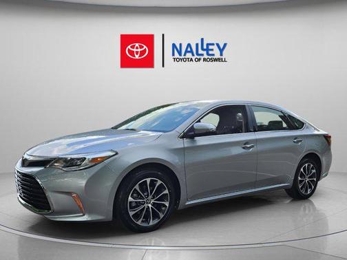 2018 Toyota Avalon XLE