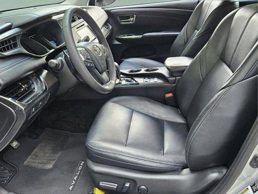 2018 Toyota Avalon XLE
