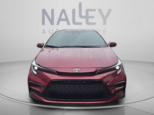 Ruby Flare Pearl/Midnight Black Metallic 2026 Toyota Corolla SE