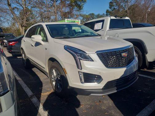 2022 Cadillac XT5 Premium Luxury