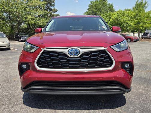Ruby Flare Pearl 2023 Toyota Highlander Hybrid LE