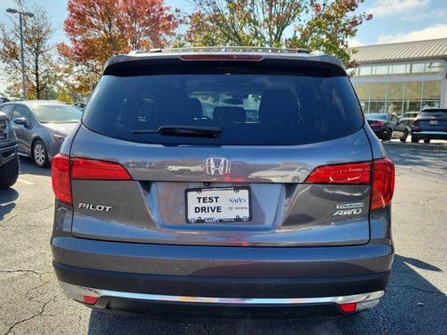 2018 Honda Pilot Touring