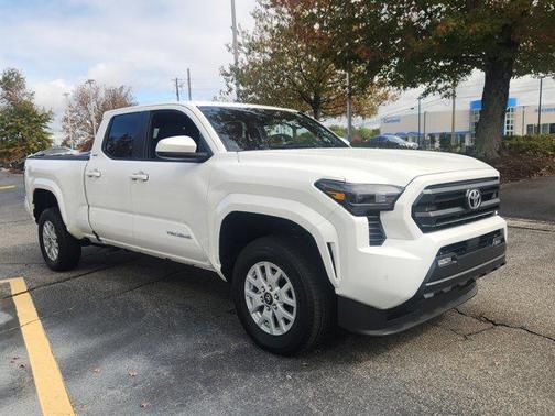 2024 Toyota Tacoma SR5