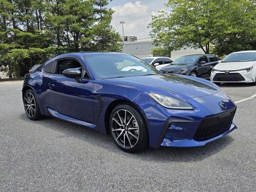 Trueno Blue 2025 Toyota GR86 Base