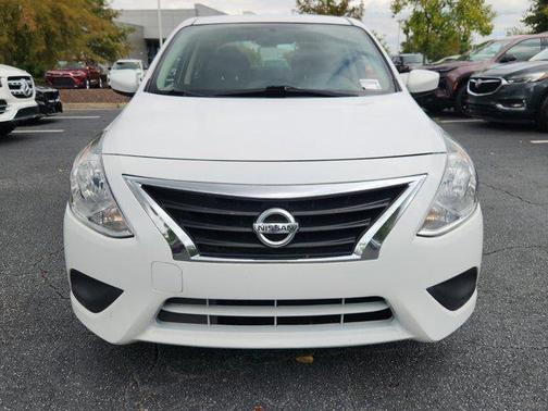 2018 Nissan Versa 1.6 SV