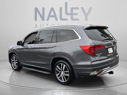 Modern Steel Metallic 2016 Honda Pilot Touring