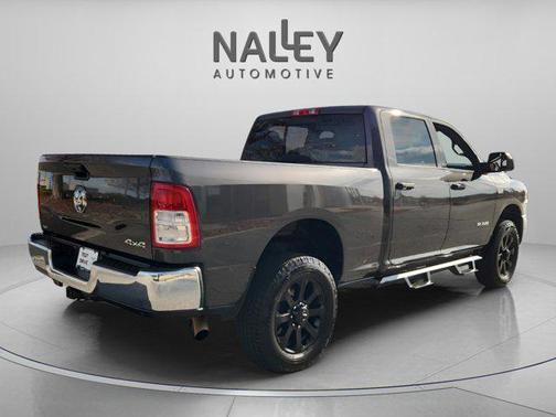 2022 RAM 2500 Tradesman Crew Cab 4x4 6'4' Box