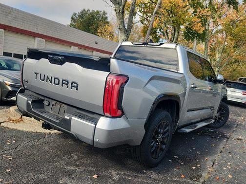 2022 Toyota Tundra Platinum