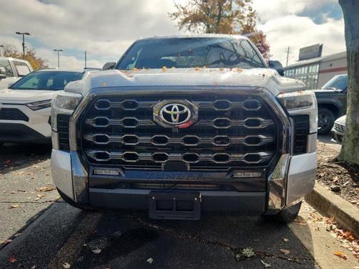 2022 Toyota Tundra Platinum