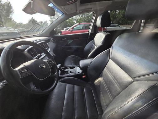 Snow White Pearl 2019 Kia Sorento EX