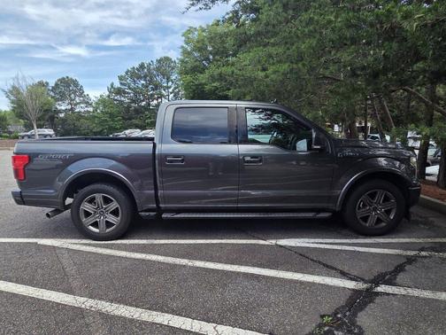 Magnetic Metallic 2018 Ford F-150 XLT