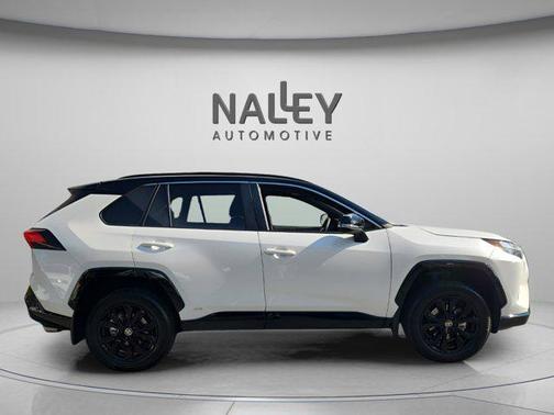 2024 Toyota RAV4 Hybrid SE