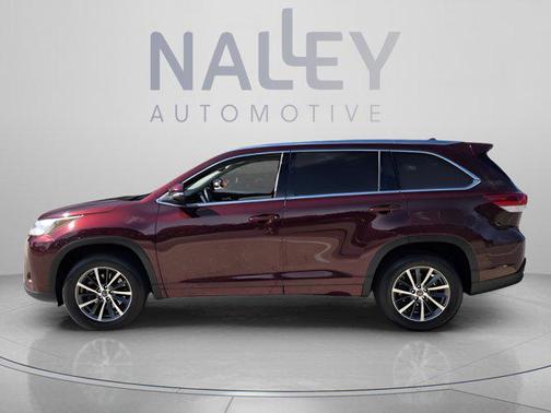 Ooh La La Rouge Mica 2017 Toyota Highlander XLE