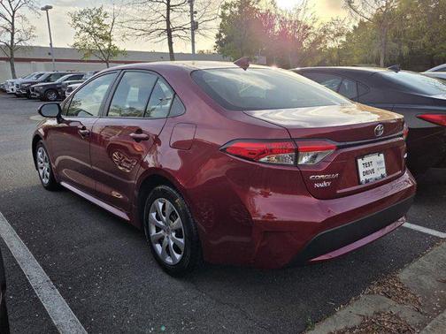 Ruby Flare Pearl 2022 Toyota Corolla LE