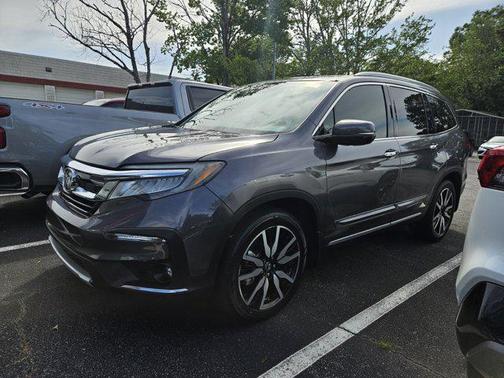 2019 Honda Pilot Touring 8-Passenger