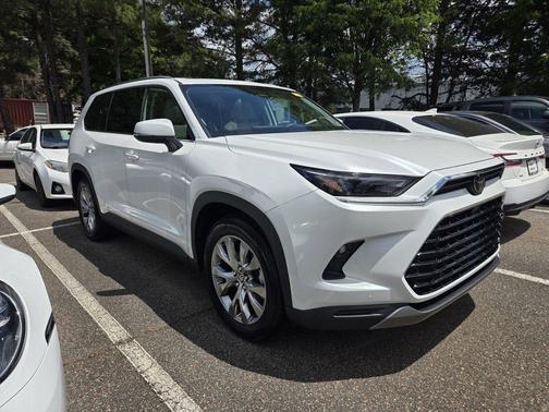 Wind Chill Pearl 2024 Toyota Grand Highlander Limited