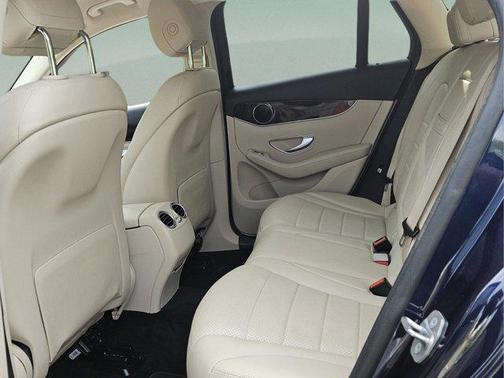 2017 Mercedes-Benz GLC 300 4MATIC