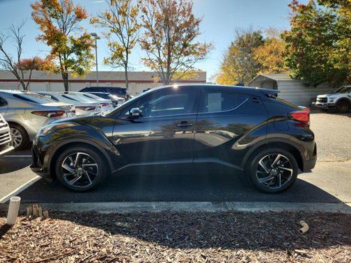 2022 Toyota C-HR Limited