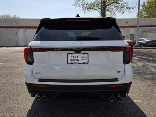 Star White Metallic Tri-Coat 2025 Ford Explorer ST