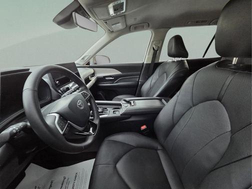 Wind Chill Pearl 2024 Toyota Grand Highlander XLE