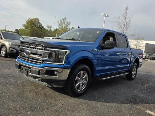 Velocity Blue Metallic 2019 Ford F-150 XLT