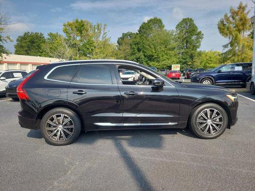 2021 Volvo XC60 T5 Inscription