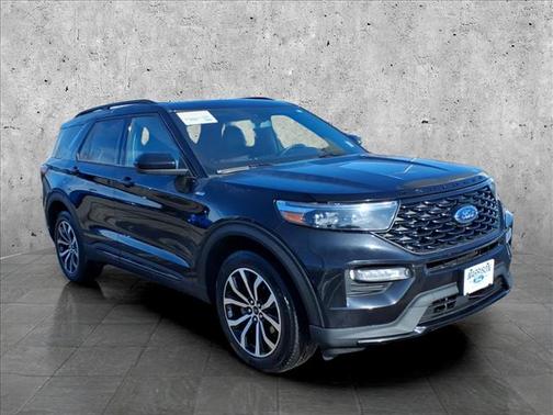 2024 Ford Explorer ST-LINE