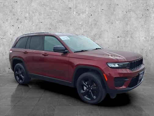 2023 Jeep Grand Cherokee LAREDO