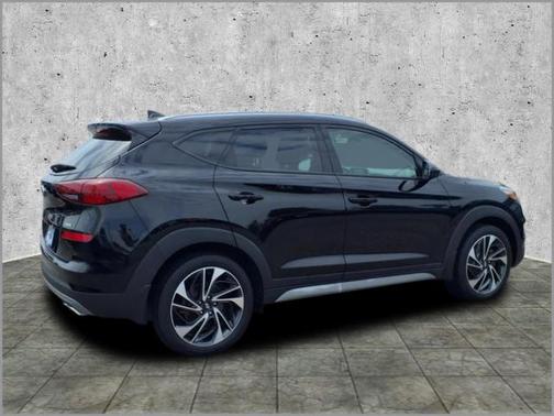 2019 Hyundai TUCSON SPORT