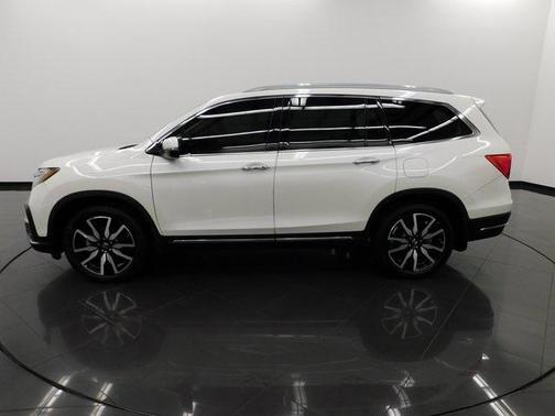 2019 Honda Pilot Touring 8-Passenger