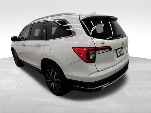 2019 Honda Pilot Touring 8-Passenger